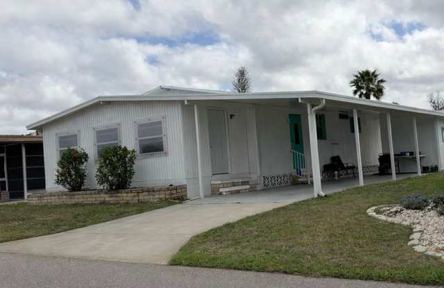 Over 55 Community 2 BEDROOM 2 BATHROOM W/ LANAI Gallery 3