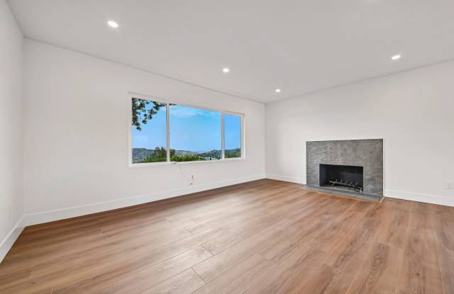 1458 N Avenue 57 Gallery 2