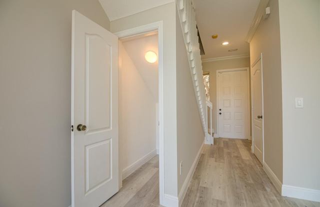 446 Rainbow Springs Terrace Gallery 3