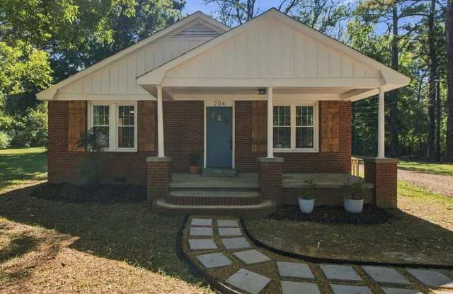 Family Friendly 3 Bedroom House Gallery 1