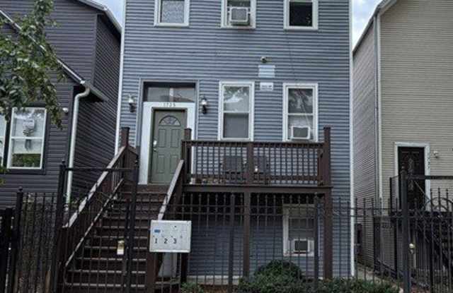 1729 N Fairfield Avenue photos photos
