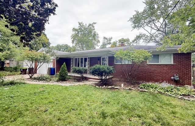2727 Oakdale Drive Gallery 1