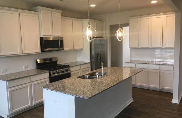 Room in 4 Bedroom Home in Denver NC Gallery 4