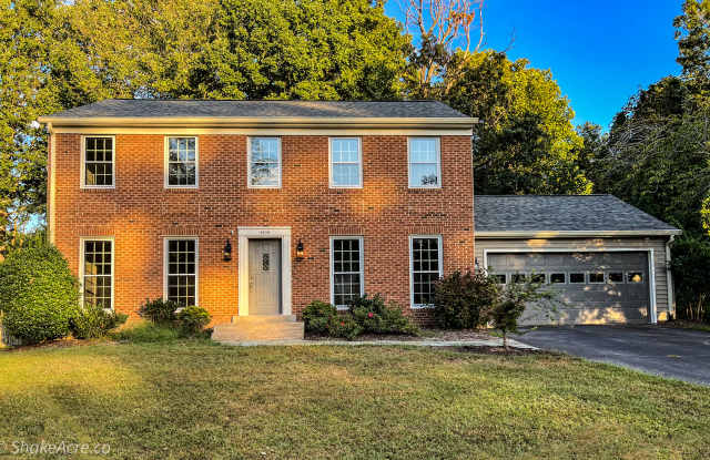 5509 Landmark Pl - 5509 Landmark Place, Fairfax Station, VA 22032