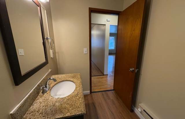 California Avenue Apartments Gallery 2