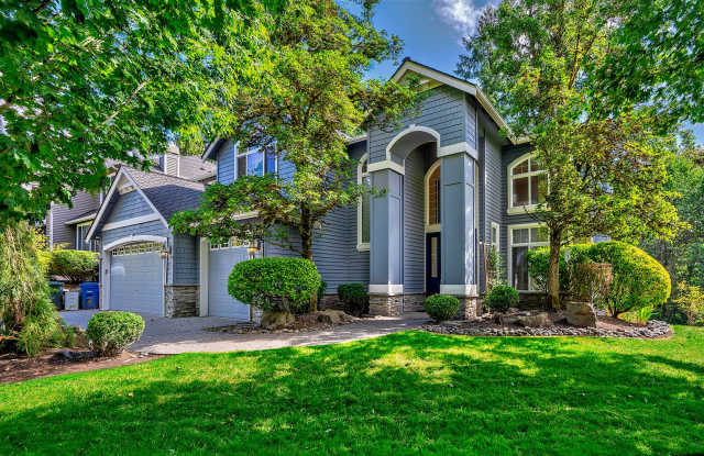 4 bed 3 bath plus bonus room in Bothell photos photos