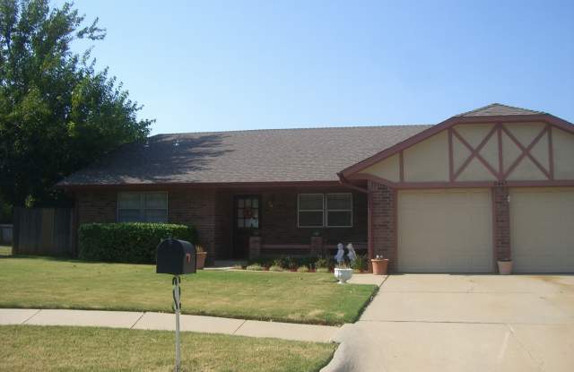 3 bed, 2 bath, 2 car garage home for rent near SW 89th and Penn. New Stainless Steel appliances, new ceramic tile and more! photos photos