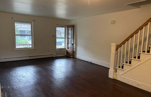 231 Charles St Gallery 3