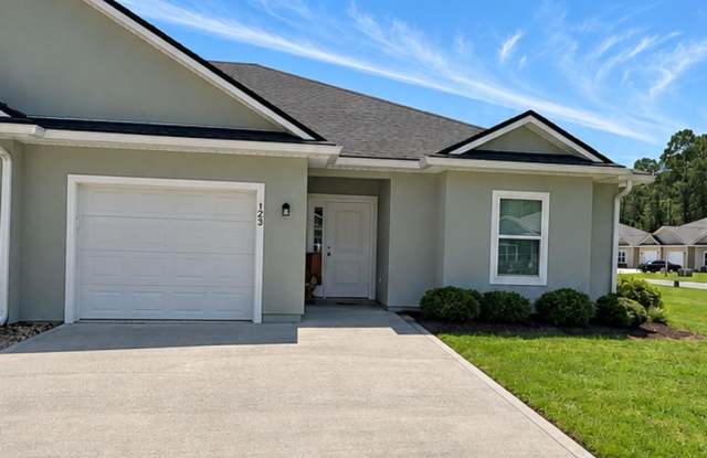 3/2 Landscape Maintenance & Mowing Included! Gallery 1