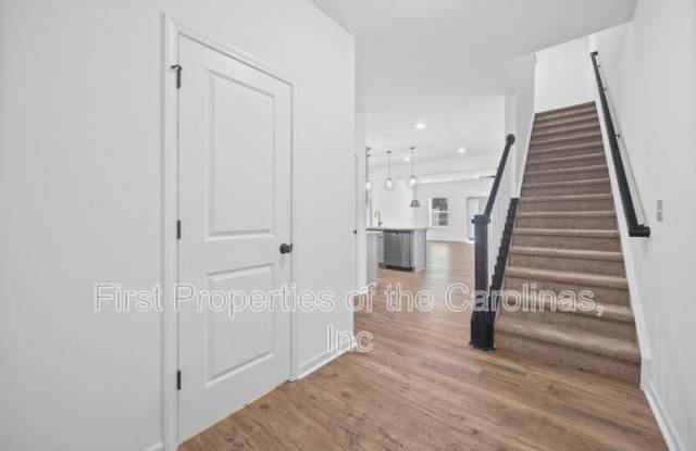 328 Drawbar Drive Gallery 4