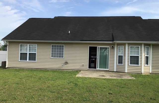 696 Fairfield Circle Gallery 2