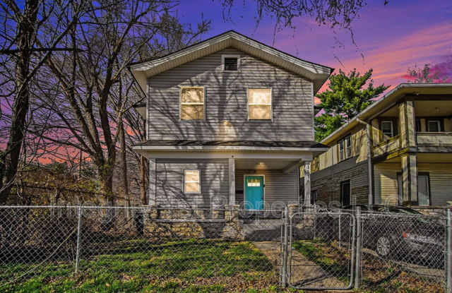 1116 E 45th St photos photos