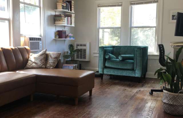 1416 S Lorenzo AveApt 4 photos photos