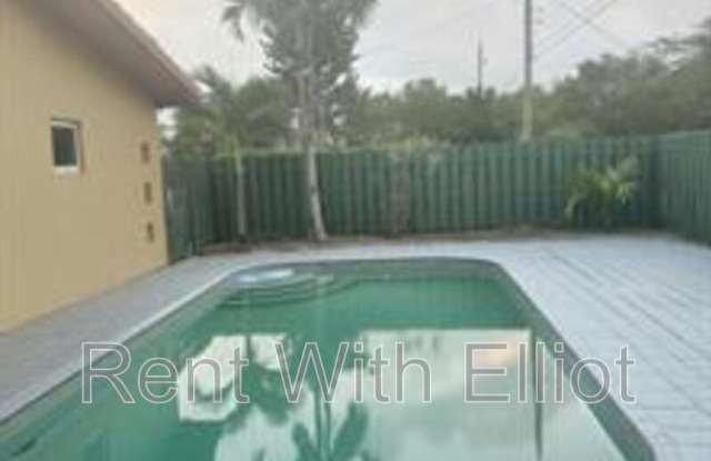 1520 N 25th Avenue photos photos