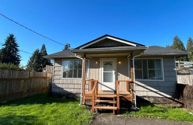 Spacious Two Bedroom Home with a Garage photos photos