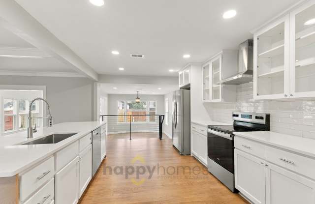 3 Bedroom 2 Bathroom in Summerville Gallery 4