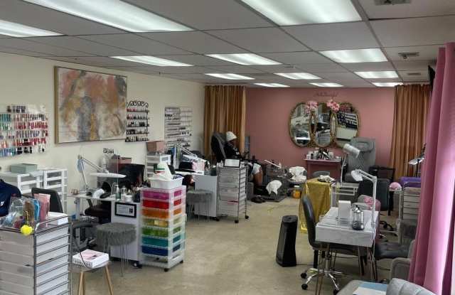 6725 SUITLAND Road unit: 203 photos photos