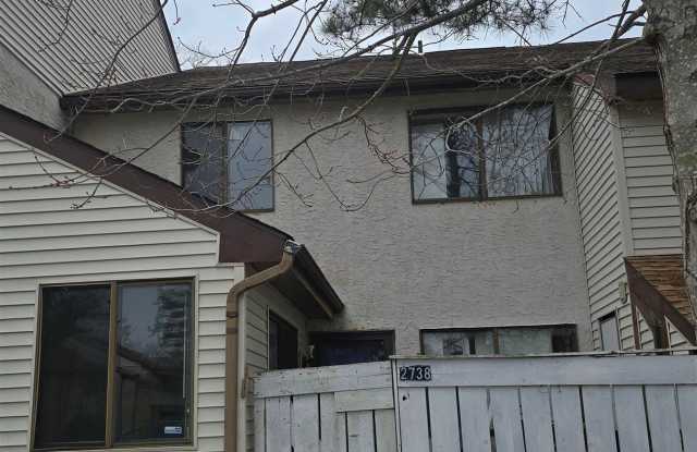 2738 Evergreen Ct photos photos