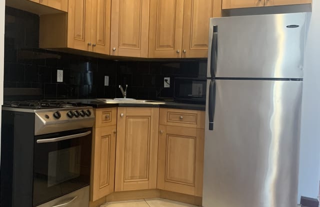 493 Ninth Avenue - 493 9th Avenue, New York City, NY 10018