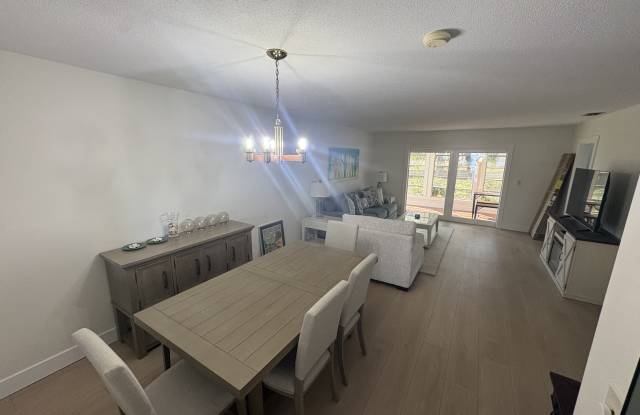 607 Fair Winds Drive Gallery 4