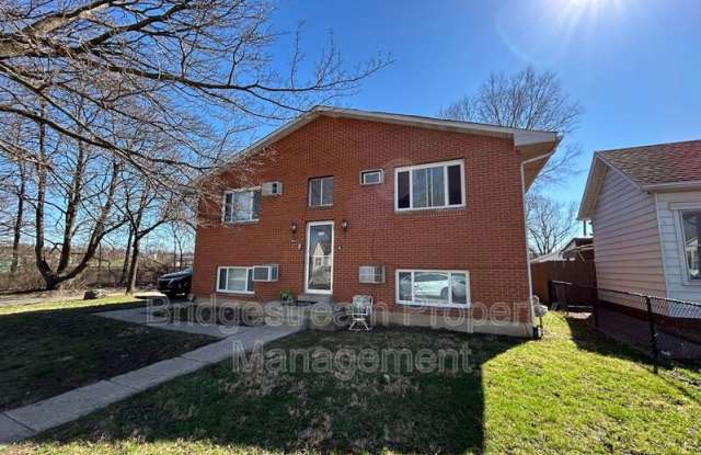 222-4 Sherman St. photos photos