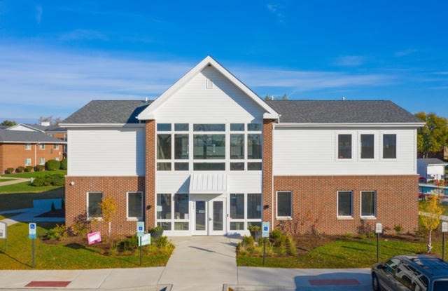 2000 West Algonquin Road Unit C21 photos photos