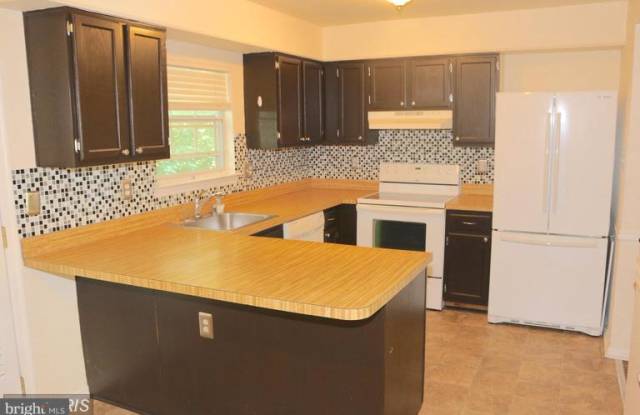 15345 INLET PLACE Gallery 4