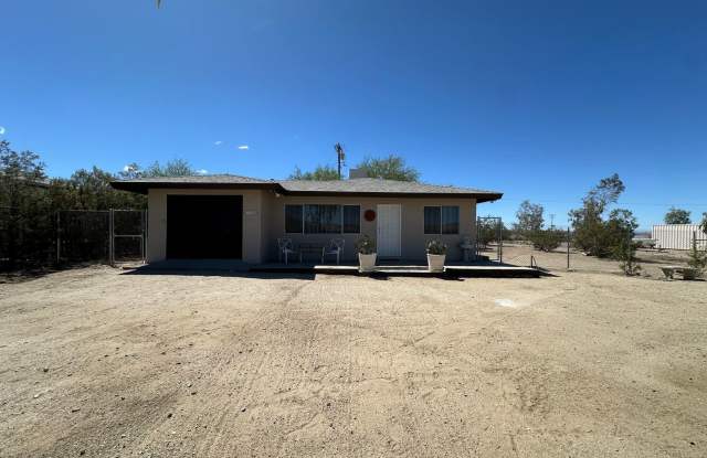 Newly Remodeled 2 bed 1 bath home! photos photos