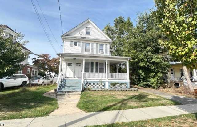 354 W 2Nd St photos photos