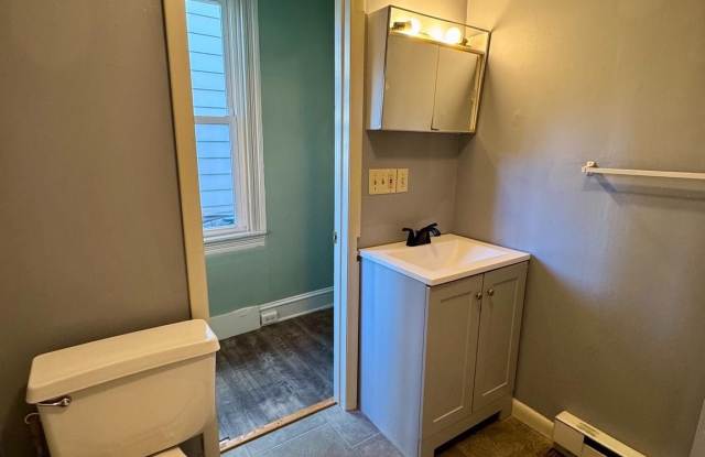 22 W 5TH Street unit: 1St Floor - 22 West 5th Street, Boyertown, PA 19512