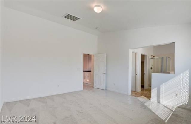4736 Killington Street Gallery 4