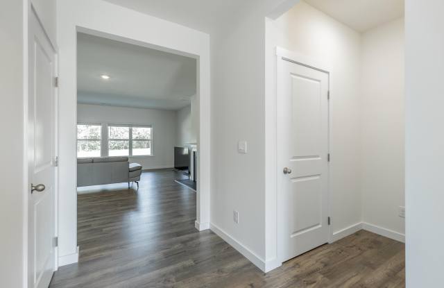 10815 Upland Drive Gallery 4