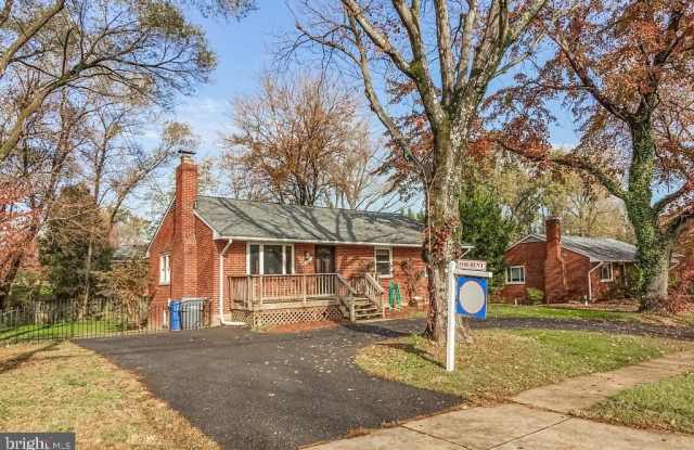 6306 YELLOWSTONE Drive Gallery 3
