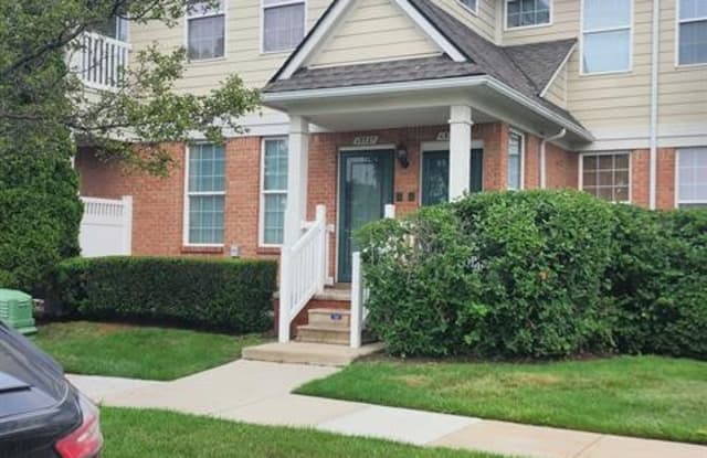 13327 HURSTON FOSTER Lane - 13327 Hurston Foster, Detroit, MI 48215