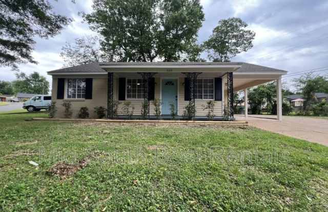 559 Mohawk Ave - 559 Mohawk Avenue, Memphis, TN 38109