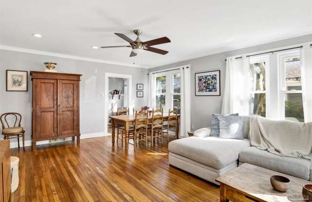 1306 E Hernandez St - 1306 East Hernandez Street, Pensacola, FL 32503