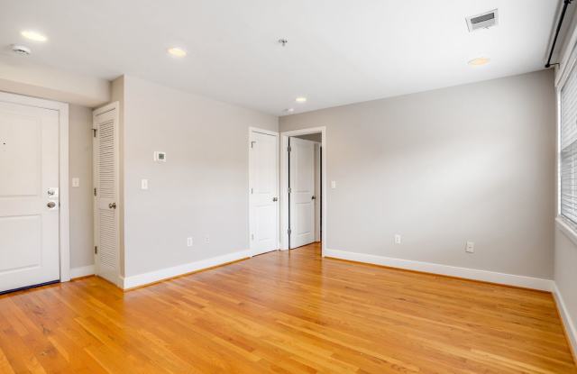 Stylish Condo in Hill East - Parking Space Included! - 1628 C Street Southeast, Washington, DC 20003 Stylish Condo in Hill East - Parking Space Included! - 1628 C Street Southeast, Washington, DC 20003