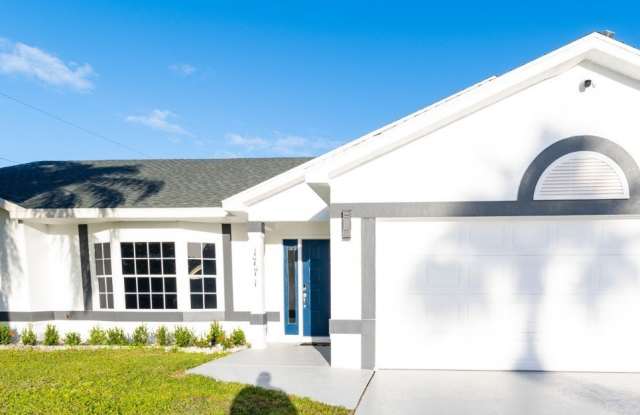 1771 SE Gaskins Cir Gallery 1