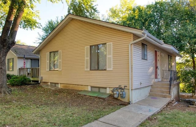 7811 North Oregon Avenue - 7811 North Oregon Avenue, Kansas City, MO 64151