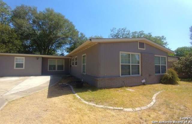 223 Brettonwood Dr photos photos