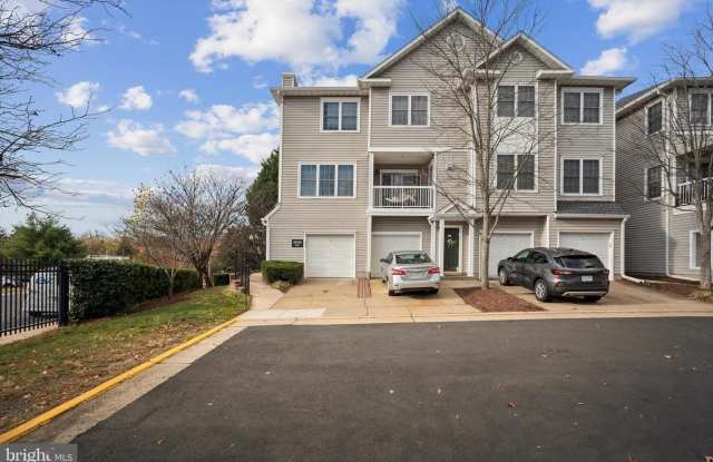 12871 FAIR BRIAR LN #12871 - 12871 Fair Briar Lane, Fair Lakes, VA 22033