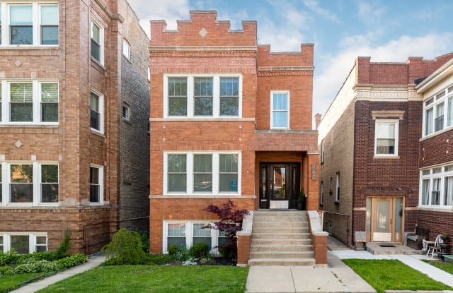 3050 North Davlin Court - 3050 North Davlin Court, Chicago, IL 60618