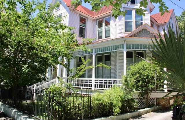 254 Rutledge Avenue Gallery 2