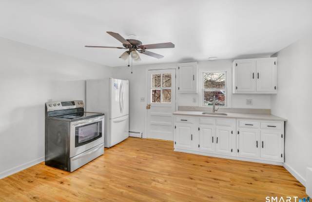 56 N Main Street unit: 4 photos photos