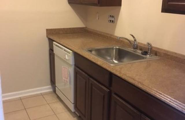 Updated 2 Bedroom Units with w/d hookup in Unit and Central Heat/AC Gallery 4