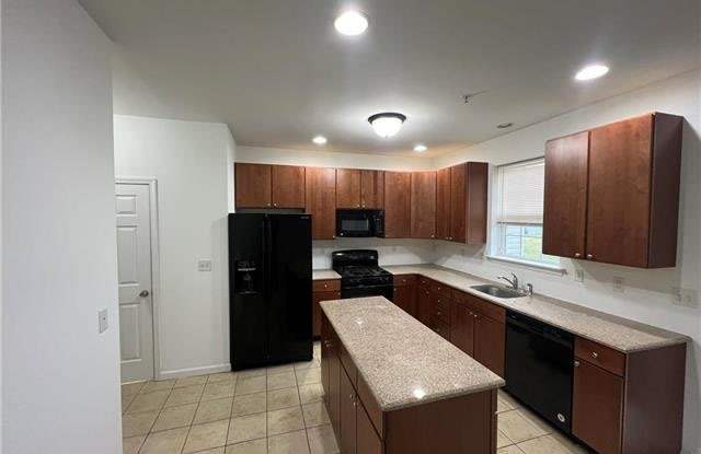 318 Milkweed Drive Gallery 4