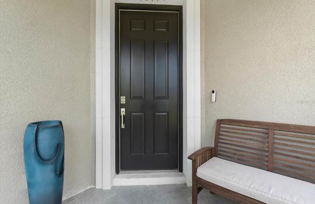 6326 GRANDVIEW HILL Court Gallery 4