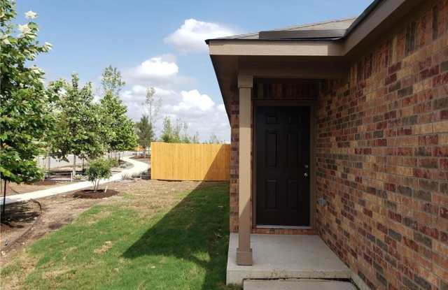 Corner Lot 4 Bed / 2 Bath in Stonebridge Crossing Gallery 3