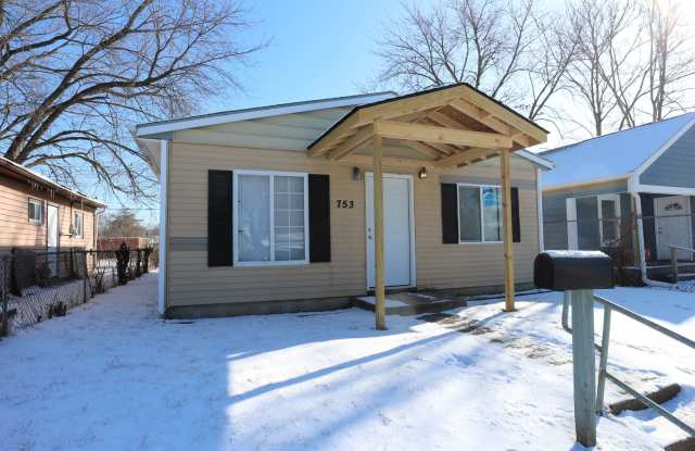 Newly Remodeled 3 Bedroom Home photos photos