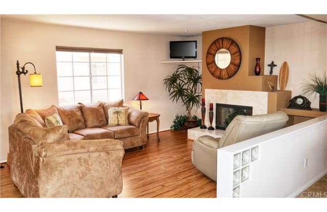 7675 Yorktown Avenue - 7675 Yorktown Ave, Huntington Beach, CA 92648
